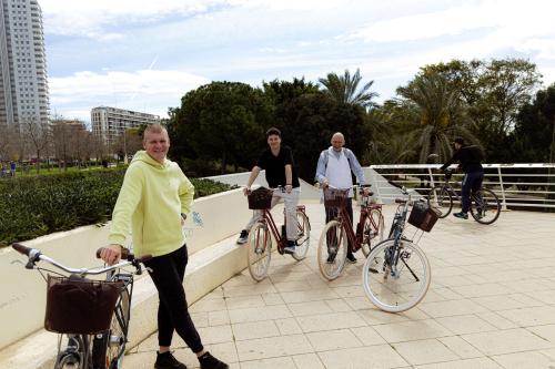 Gruppentour zur Stadt der Künste und Wissenschaften