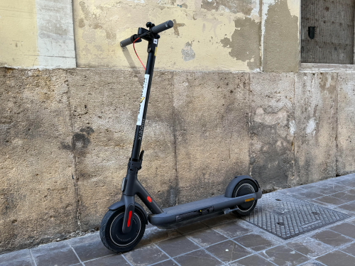 De foto`s van e-step xiaomi pro 4
