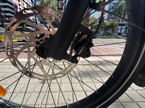 Les photos de vélo électrique family cargo longtail
