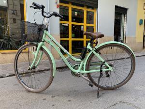 Bicicleta urbana Conor 28" de segunda mano