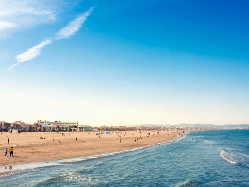 🚴‍♀️ Unlock Valencia’s Magic: A Bike Tour for Cruise Adventurers