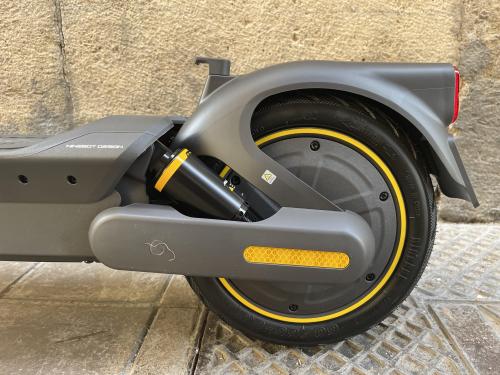 A high-performance electric kick scooter for rent