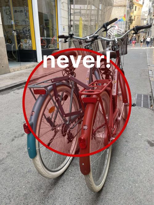 Cómo aparcar correctamente  las  bicicletas y scooters alquilados