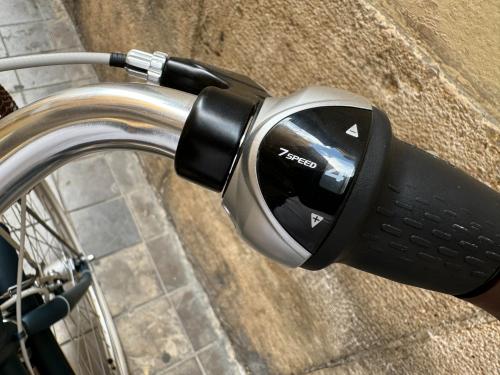 Le foto di bicicletta da città premium velo de ville