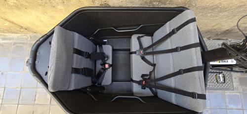 The photos of family cargo e-bike