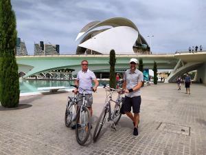 Grand city bike tour door Valencia