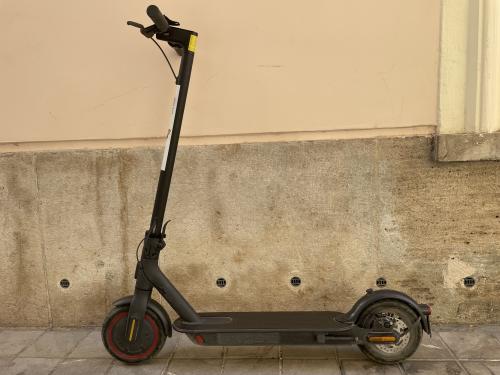 De foto`s van e-step xiaomi pro 4